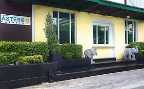 Oakwood Hotel & Residence Bangkok